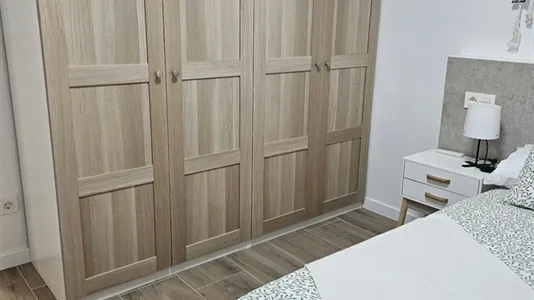 Rooms in Zaragoza - photo 4