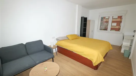 Rooms in Alboraya - photo 1