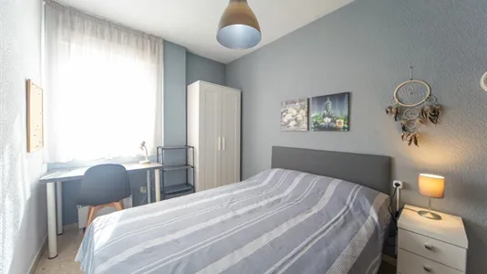 Rooms in Granada - photo 2