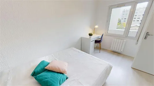 Rooms in Lyon - photo 2