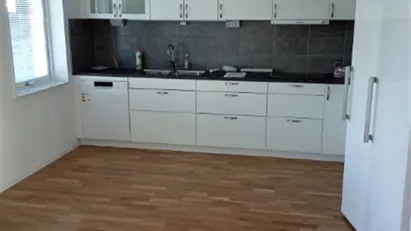 Radhus med fyra rum i centrala Berghem, Umeå!