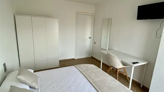 Rooms in Godelleta - photo 2