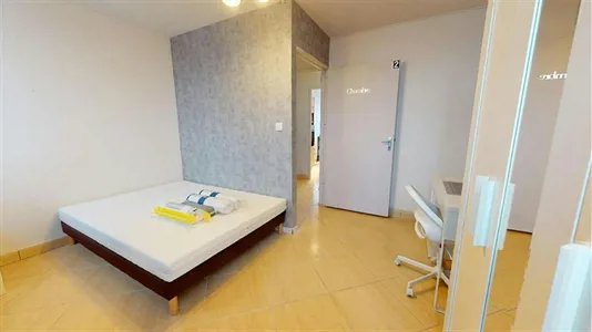 Rooms in Lyon - photo 3