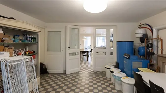 Rooms in Brussels Sint-Joost-ten-Node - photo 10