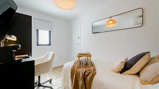 Rooms in Villaviciosa de Odón - photo 3