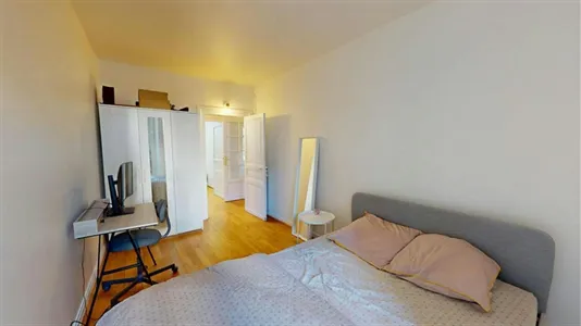 Rooms in Clermont-Ferrand - photo 4