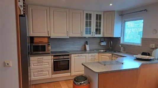 Houses in Stockholm West - photo 2