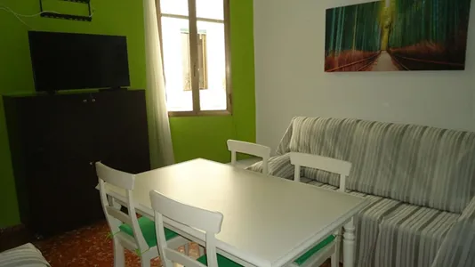 Rooms in Córdoba - photo 8