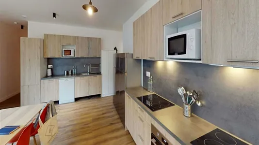 Rooms in Nanterre - photo 10