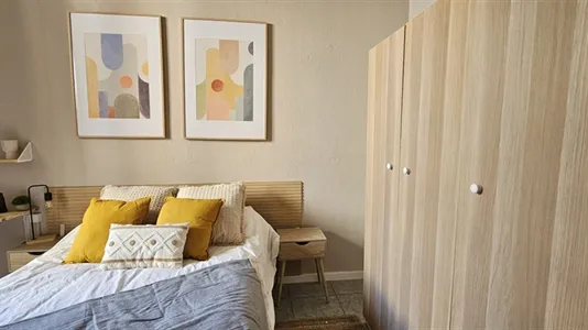 Rooms in Barcelona Eixample - photo 7