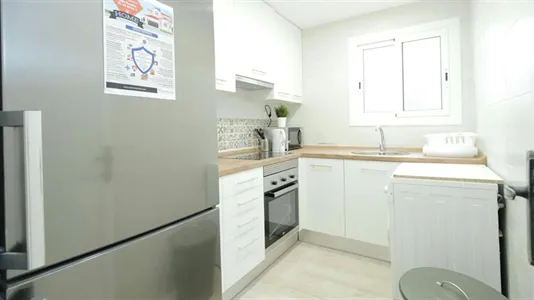 Rooms in Barcelona Eixample - photo 4