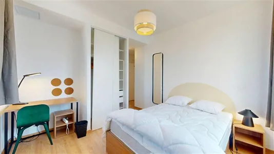 Rooms in Pontoise - photo 1