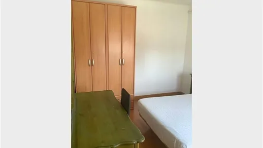 Rooms in L'Hospitalet de Llobregat - photo 4