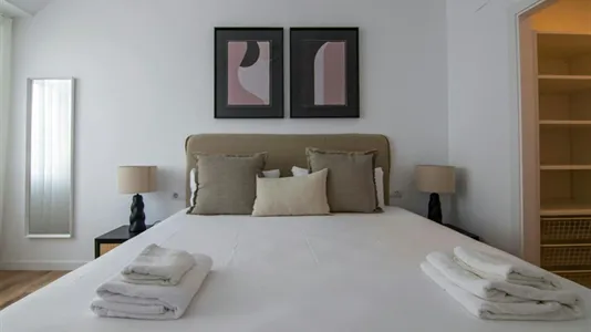 Apartments in Valencia Ciutat Vella - photo 4