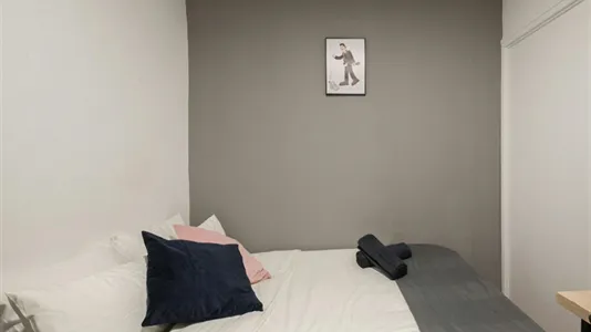 Rooms in Madrid Retiro - photo 3