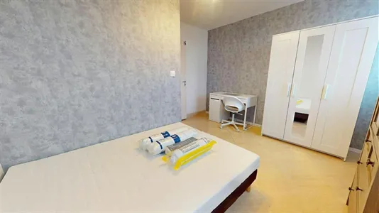 Rooms in Lyon - photo 2