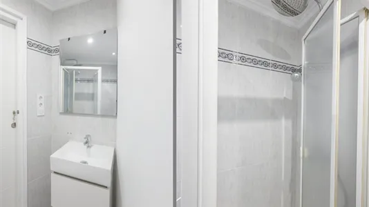 Rooms in el Camí de Vera - photo 7