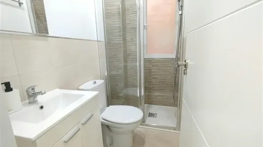 Rooms in Madrid Retiro - photo 7