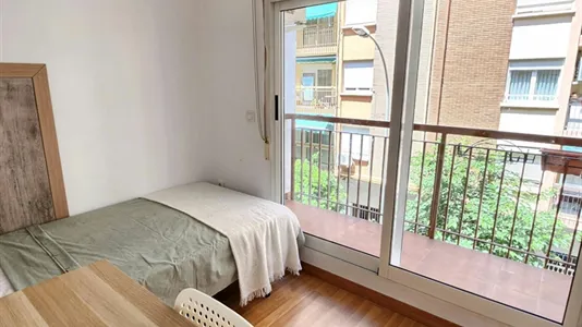 Rooms in el Camí de Vera - photo 6