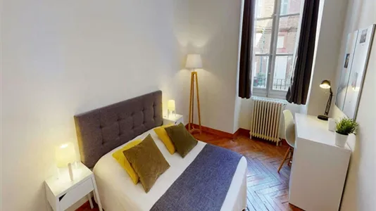 Rooms in Toulouse - photo 2