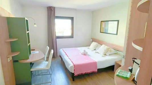 Apartments in Bobigny - photo 3