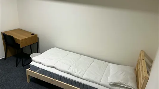 Rooms in Besnica - photo 8