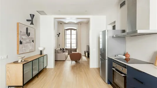 Apartments in Barcelona Ciutat Vella - photo 10