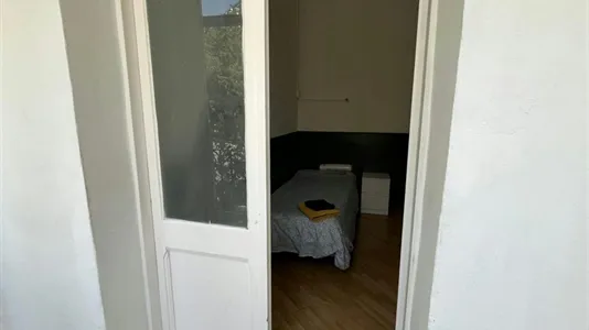 Rooms in Barcelona Eixample - photo 9