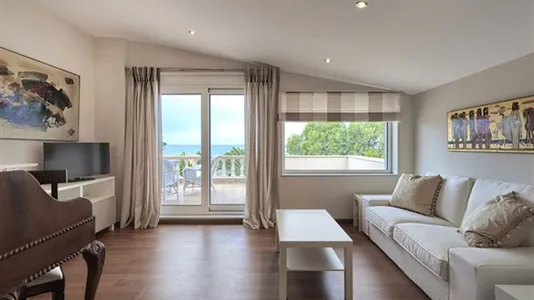 Apartments in Kropia - photo 8