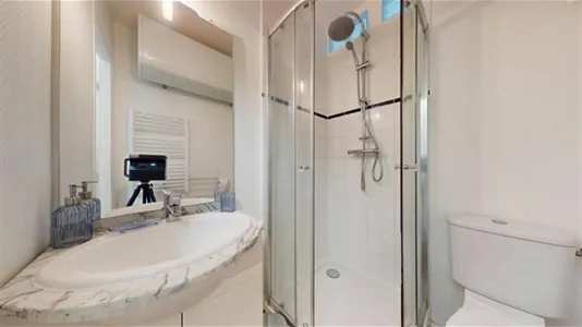 Apartments in L'Haÿ-les-Roses - photo 9