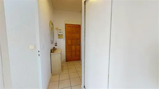 Apartments in Saint-Étienne - photo 10