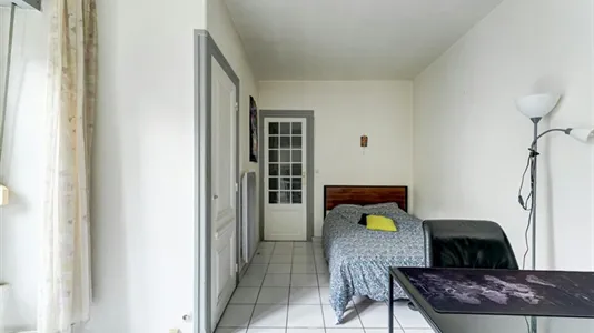 Apartments in Lyon - photo 10