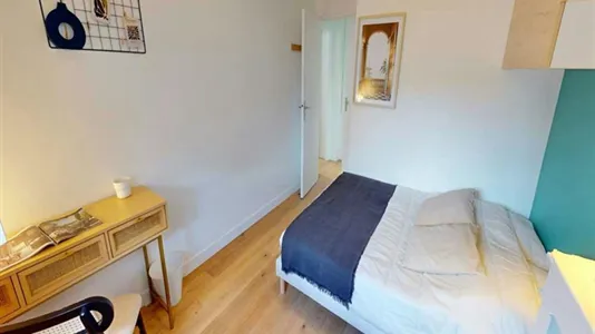 Rooms in Paris 8ème arrondissement - photo 3