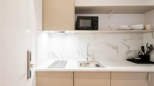 Rooms in Madrid Centro - photo 4