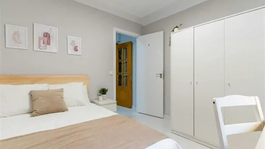 Rooms in Madrid Carabanchel - photo 1