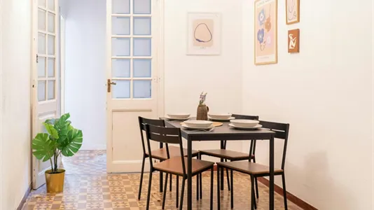 Rooms in Barcelona Eixample - photo 9