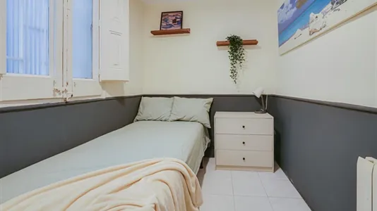 Rooms in Barcelona Eixample - photo 2