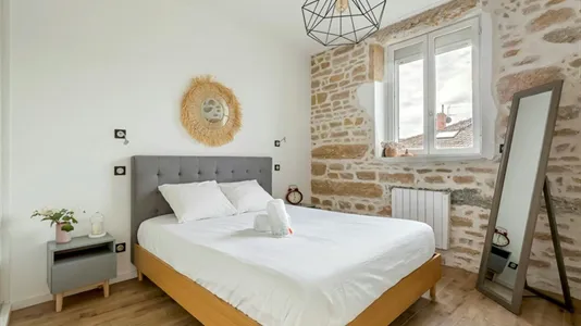 Apartments in Lyon - photo 8