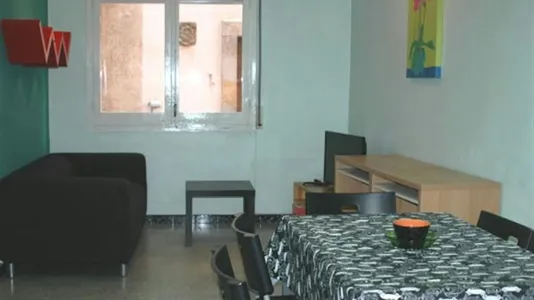 Apartments in Barcelona Ciutat Vella - photo 4