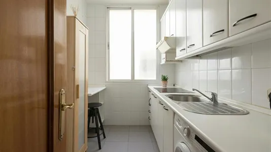 Rooms in Madrid Centro - photo 7