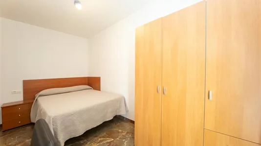 Rooms in Granada - photo 3