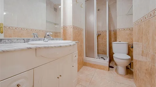 Rooms in Madrid Salamanca - photo 4