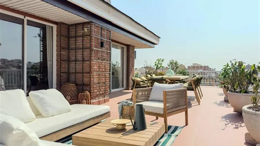 Rooms in Barcelona Eixample - photo 9