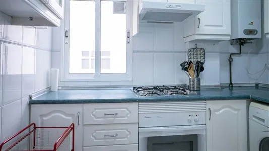 Rooms in el Camí de Vera - photo 4