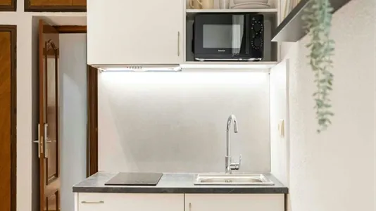 Rooms in Madrid Chamberí - photo 2