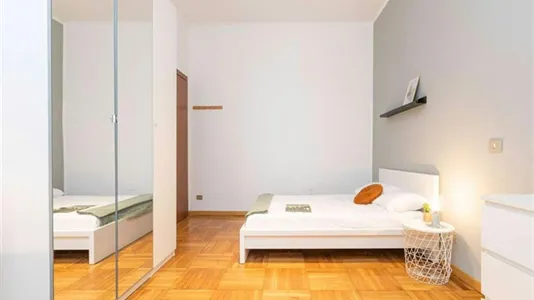Rooms in Milano Zona 8 - Fiera, Gallaratese, Quarto Oggiaro - photo 9