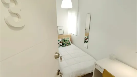 Rooms in Granada - photo 5