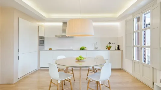 Apartments in Barcelona Ciutat Vella - photo 9
