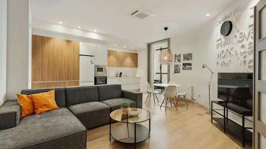 Rooms in Barcelona Eixample - photo 8