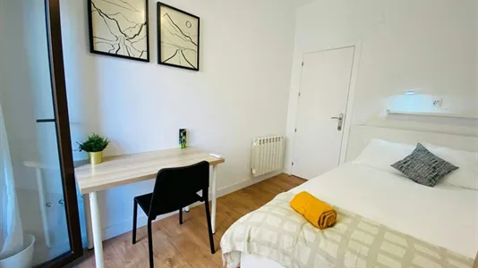 Rooms in Madrid Puente de Vallecas - photo 9